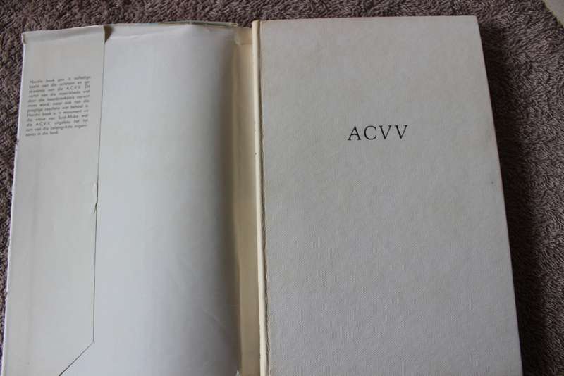VROUE-VOLKSDIENS:Werk van Afrikaanse Christelike Vroueverening  deur H.C. Lambrechts & Erika Theron