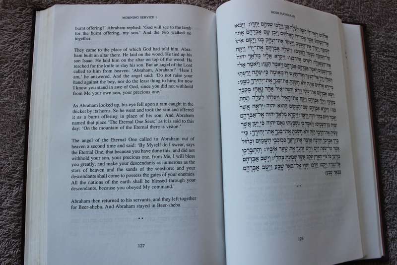 GATES OF REPENTANCE The New Union Prayerbook for the Days of Awe Editor Chaim Stern