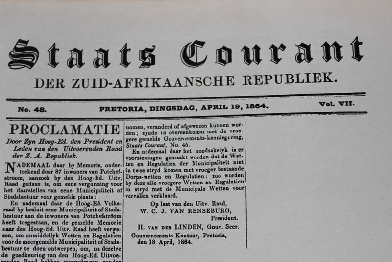 CENTENARY ALBUM. Pretoria`s first century in Illustration. Compiled by prof. S.P. Engelbrecht.   (W)