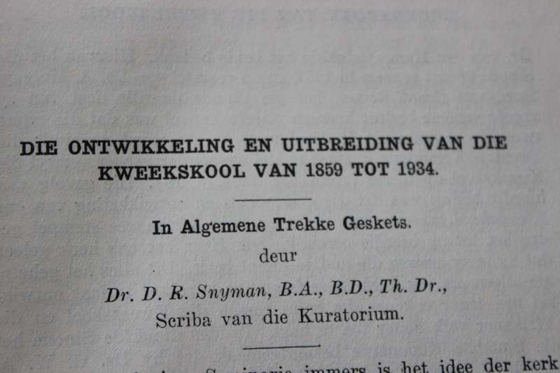 GEDENKBOEK VAN DIE TEOL. SEMINARIE (N.G.Kerk) Stellenbosch. Driekwart Eeufees 1859-1934.    (P)