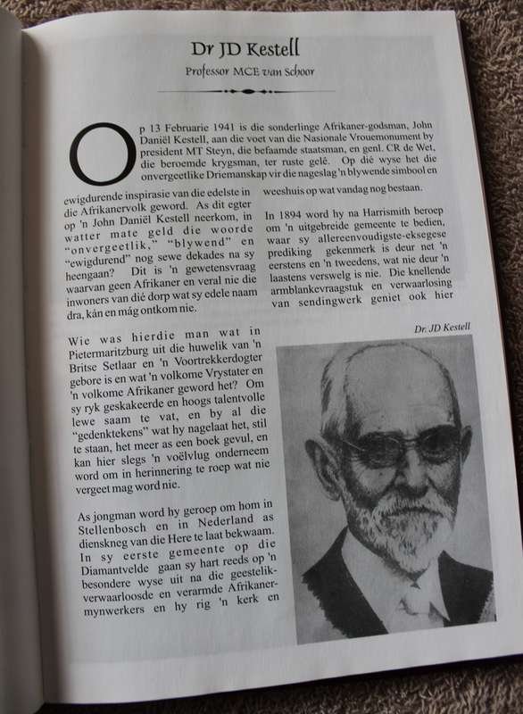 HONDERD JAAR VAN GENADE. N.G. Kerk Kestell se Feesalbum. 16 Augustus 1905-2005.   (P)