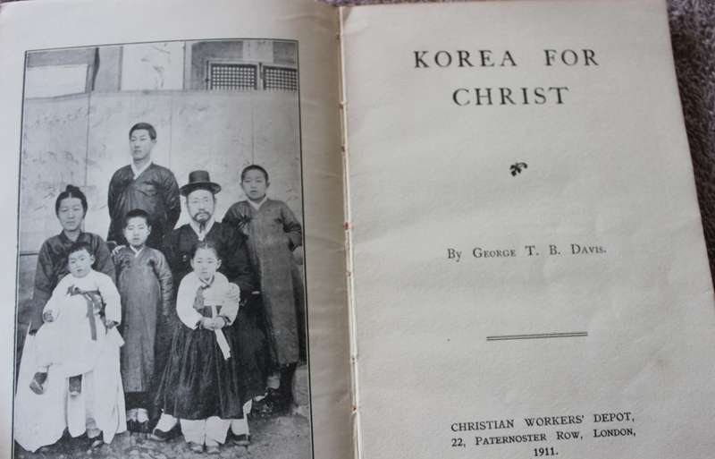 KOREA FOR CHRIST by George T.B. Davis.      (P)