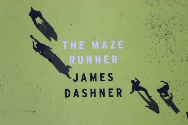 THE MAZE RUNNER SERIES by James Dashner. 4 Book Boxed Set Paperback