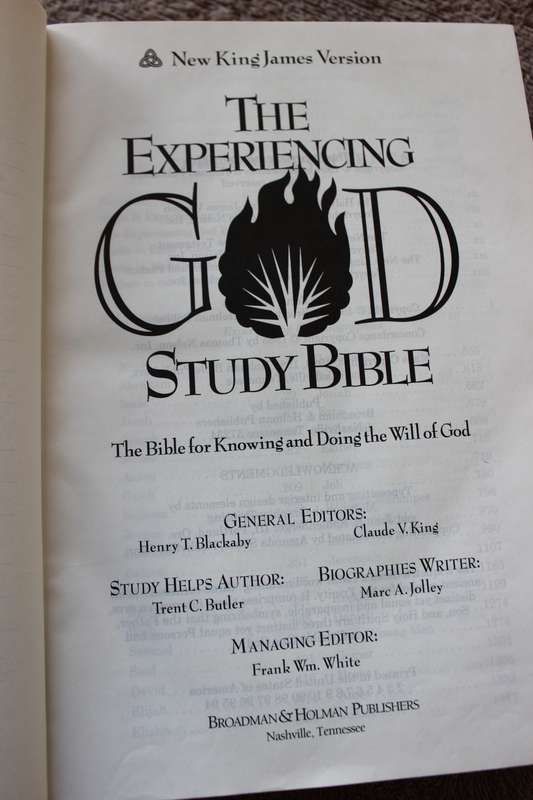 THE EXPERIENCING GOD STUDY BIBLE  New King James Version  Managing Editor Frank Wm. White