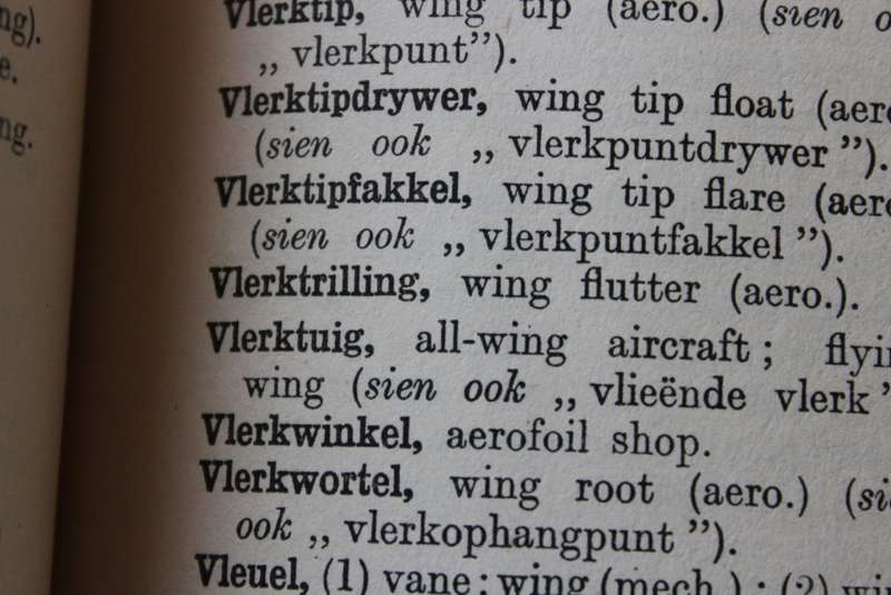 SUID-AFRIKAANSE SPOORWEE. Lys van tegniese en ander terme