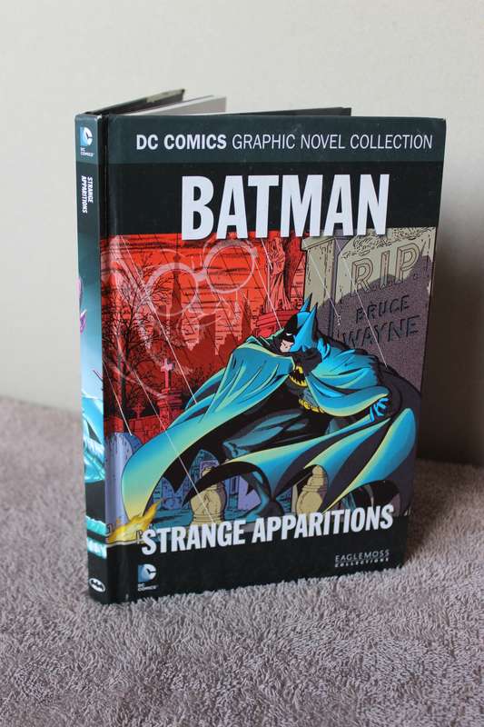 DC COMICS - GRAPHIC NOVEL COLLECTION: BATMAN Strange Apparitions