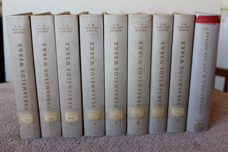 VERSAMELDE WERKE VAN C.M.VAN  DER HEEVER  8 VOLUMES PLUS GEDENKBOEK