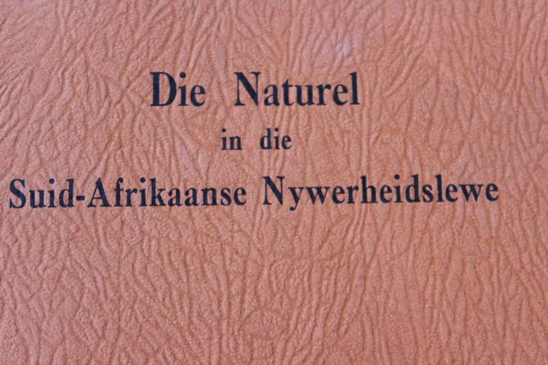 DIE NATUREL IN DIE SUID-AFRIKAANSE NYWERHEIDSLEWE. (Referate Tweede Jaarvergadering 1951. SABRA) (P)