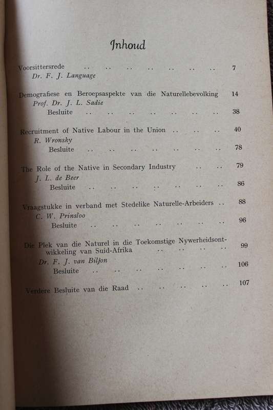 DIE NATUREL IN DIE SUID-AFRIKAANSE NYWERHEIDSLEWE. (Referate Tweede Jaarvergadering 1951. SABRA) (P)