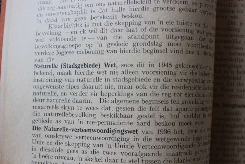 DIE NATUREL IN DIE SUID-AFRIKAANSE NYWERHEIDSLEWE. (Referate Tweede Jaarvergadering 1951. SABRA) (P)