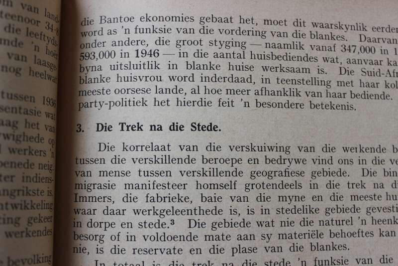 DIE NATUREL IN DIE SUID-AFRIKAANSE NYWERHEIDSLEWE. (Referate Tweede Jaarvergadering 1951. SABRA) (P)