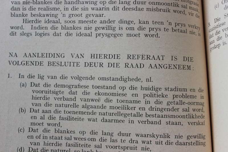 DIE NATUREL IN DIE SUID-AFRIKAANSE NYWERHEIDSLEWE. (Referate Tweede Jaarvergadering 1951. SABRA) (P)