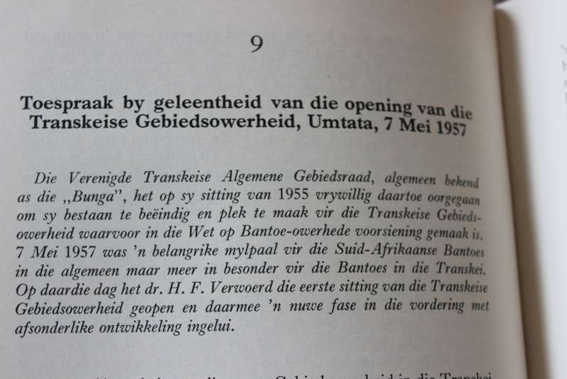 VERWOERD AAN DIE WOORD. Toesprake 1948-1962.   (P)