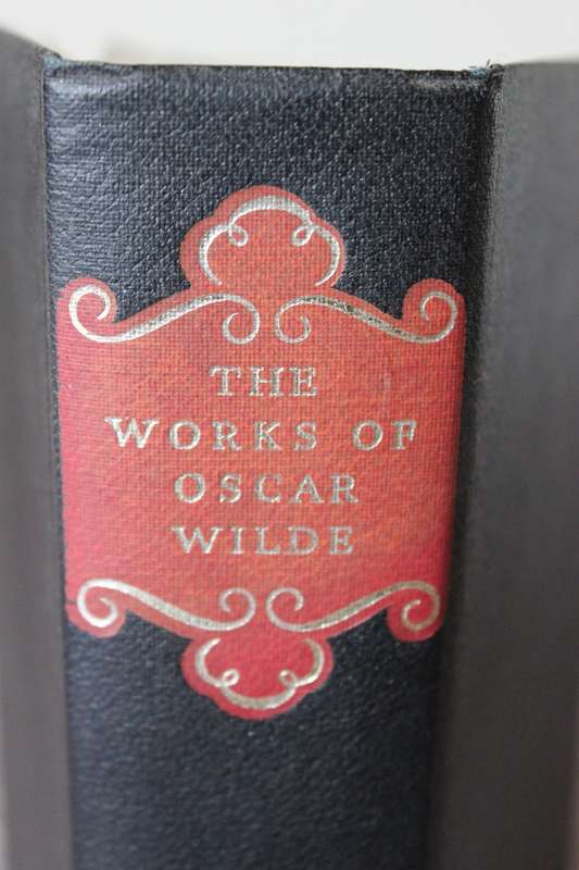 THE COMPLETE WORKS OF WILLIAM SHAKESPEARE  General Editor: J. B. Foreman)