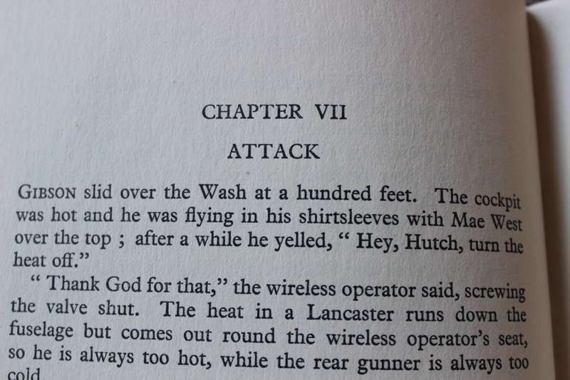 THE DAM BUSTERS by Paul Brickhill. (Second World War)   (P)
