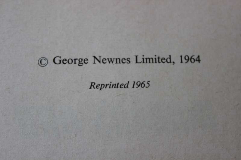 WOMAN`S OWN COOK BOOK  Published 1965 by George Newnes Ltd.
