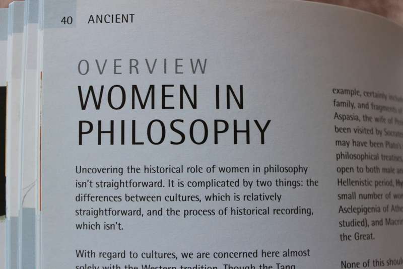ONE HUNDRED PHILOSOPHERS  by Peter J. King (A Guide to the world`s greatest thinkers)
