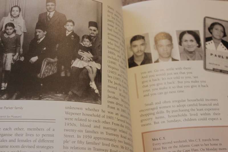 LOST COMMUNITIES, LIVING MEMORIES. (Remembering Forced Removals in Cape Town) Edited by Sean Field.