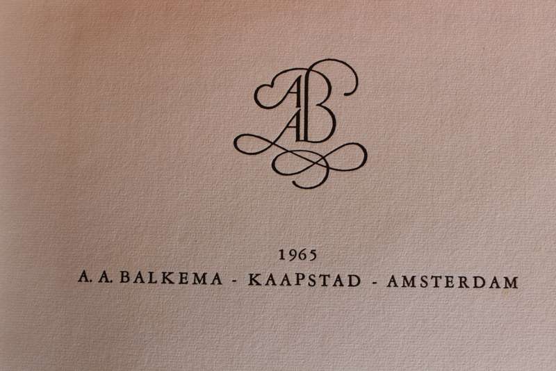 TAALKUNDIGE OPSTELLE versamel deur P.J. Nienaber. (Ontstaan van Afrikaans, standaardwoordeboek)  (W)