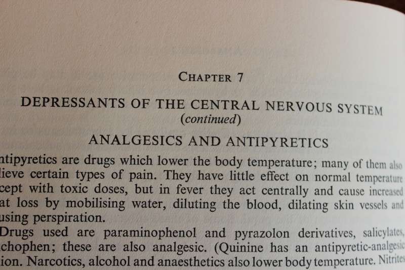 ACTIONS AND USES OF DRUGS by Norman Sapeika. (All who need info on drugs)   (W)