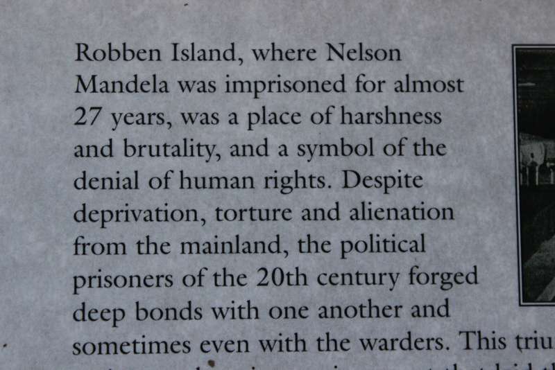 ROBBEN ISLAND  by Charlene Smith  Mayibuye History and Literature Series No 76