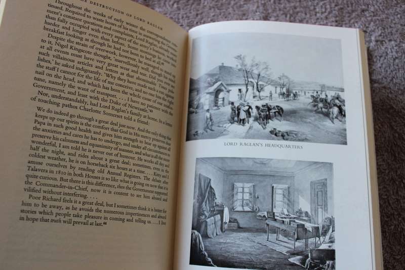THE DESTRUCTION OF LORD RAGLAN   A Tragedy of the Crimean War  by Christopher Hibbert