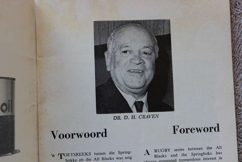 S. A. RUGBY YEARBOOK / JAARBOEK  All Blacks Tour / Toer 1976