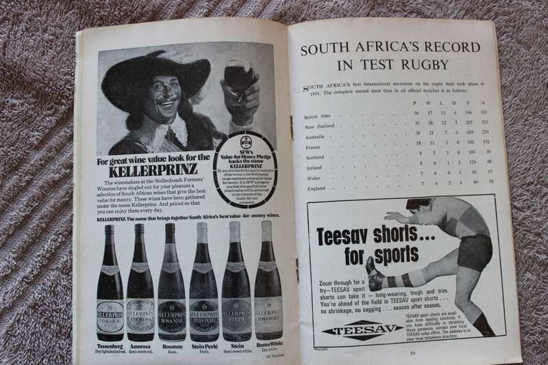 S. A. RUGBY YEARBOOK / JAARBOEK  All Blacks Tour / Toer 1976