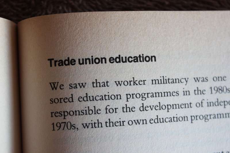 THE RIGHT TO LEARN. (The Struggle for Education in South Africa) Pam Christie.   (W)