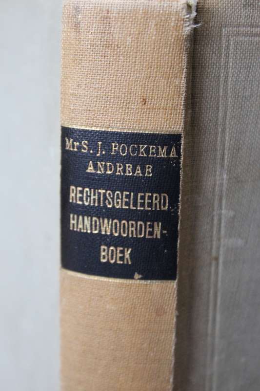 RECHTSGELEERD. Handwoordenboek door Mr. S.J. Fockema Andreae.   (W)