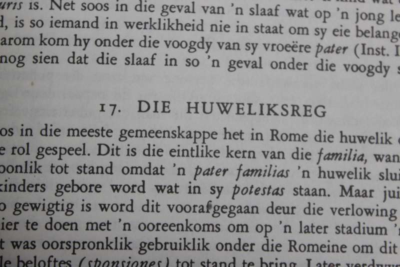 P. VAN WARMELO. `n Inleiding tot die Studie van die Romeinse Reg.   (W)