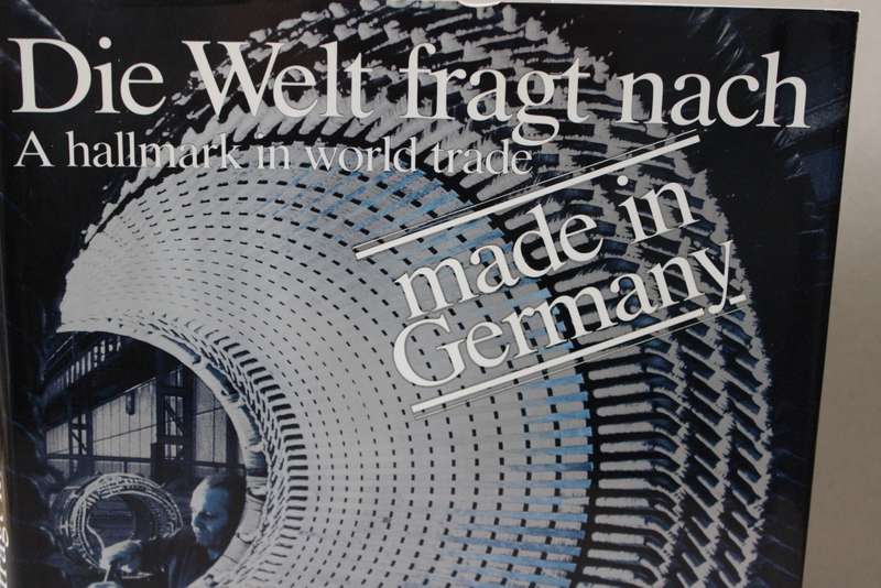 DIE WELT FRAGT NACH. A hallmark in world trade. Made in Germany. Alfred Lau.  (W)