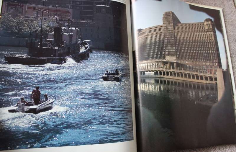 CHICAGO. Text Robert Cromie, Photography by Archie Lieberman.  (W)