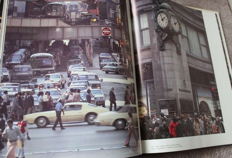 CHICAGO. Text Robert Cromie, Photography by Archie Lieberman.  (W)
