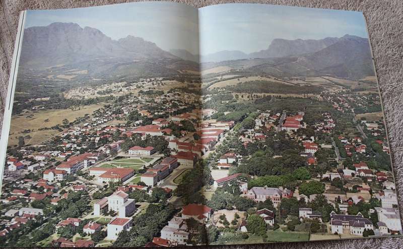 UNIVERSITEIT VAN STELLENBOSCH 1866-1966. Eeufeesfonds.   (P)
