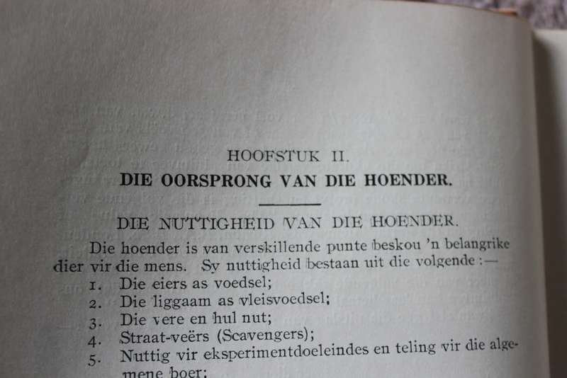 PLUIMVEE IN SUID-AFRIKA deur J.J. Jordaan. Uitgegee 1924.   (P)