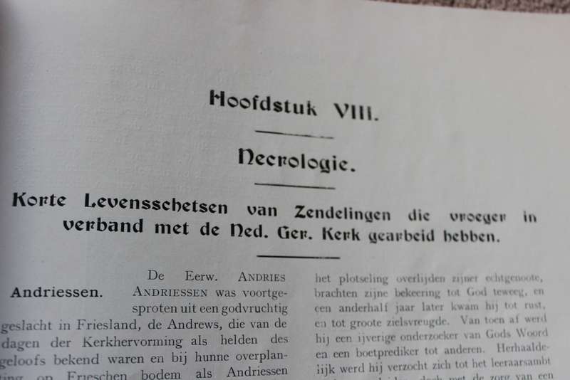 HISTORISCH ALBUM van de Nederduitsche Gereformeerde Kerk in Zuid Afrika 1910. Eerw. A. Dreyer.  (P)