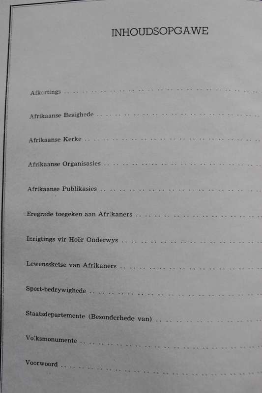 DIE AFRIKANER-PERSONEREGISTER 1942.    (P)