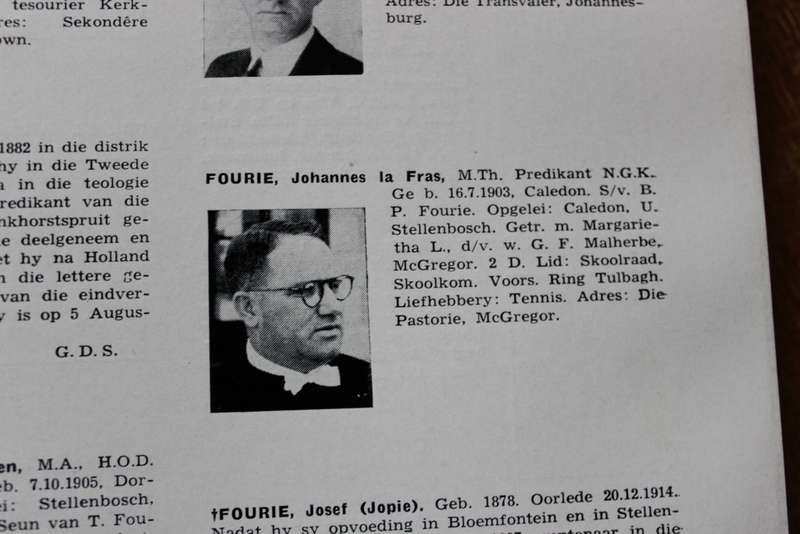 DIE AFRIKANER-PERSONEREGISTER 1942.    (P)