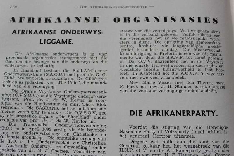 DIE AFRIKANER-PERSONEREGISTER 1942.    (P)