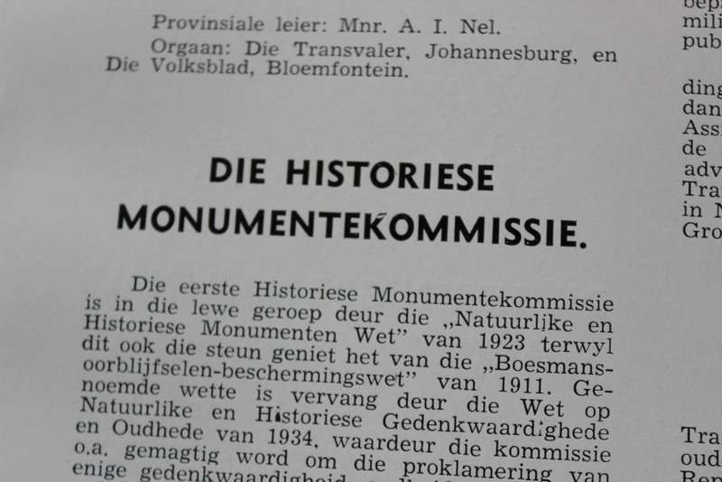DIE AFRIKANER-PERSONEREGISTER 1942.    (P)