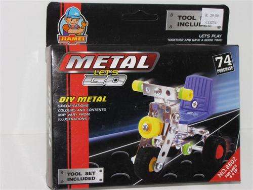 Metal DIY Model with 74 pieces for age 8 and up - 3-wheeler