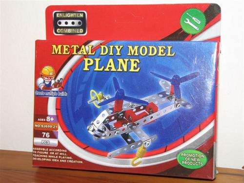 Metal DIY Model with 76 pieces for age 8 and up - PLANE
