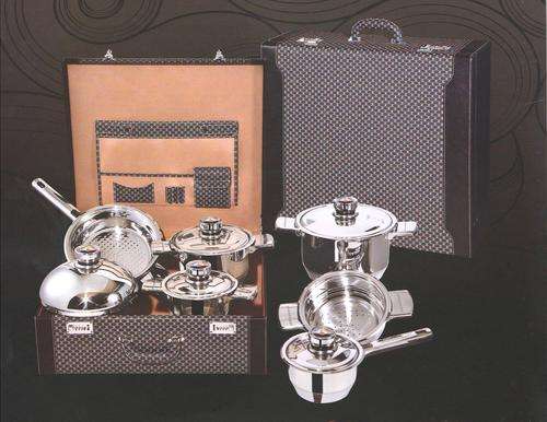(R23500) Swiss Line (From Switzerland) 18/10 Stainless Steel 16pcs Cookware set (In Briefcase Packin