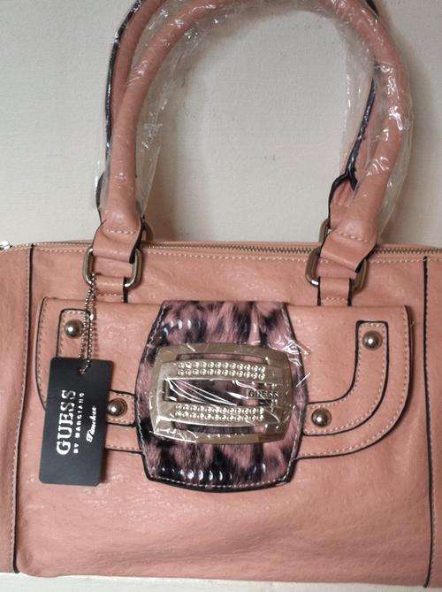 BRAND NEW ORIGNAL GUESS HANDBAG NEW COLLECTION