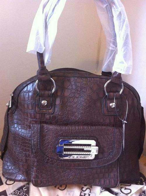 BRAND NEW ORIGNAL GUESS HANDBAG NEW COLLECTION