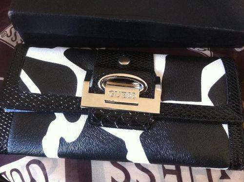 BRAND NEW  GUESS WALLETS NEW COLLECTION
