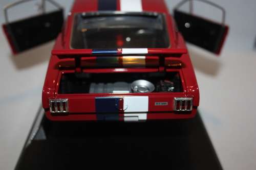 Ford Shelby Mustang GT350R 1966 1/18