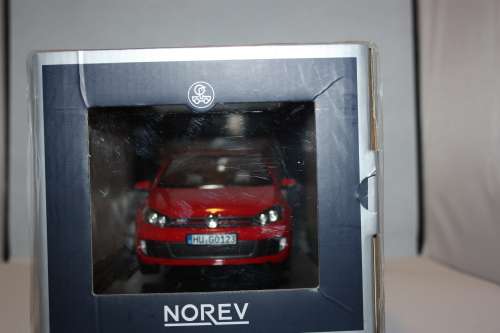 Norev 1/18 Volkswagen Golf GTI MkVI
