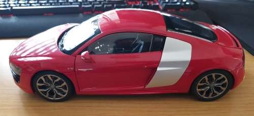 1/18 Kyosho Audi R8